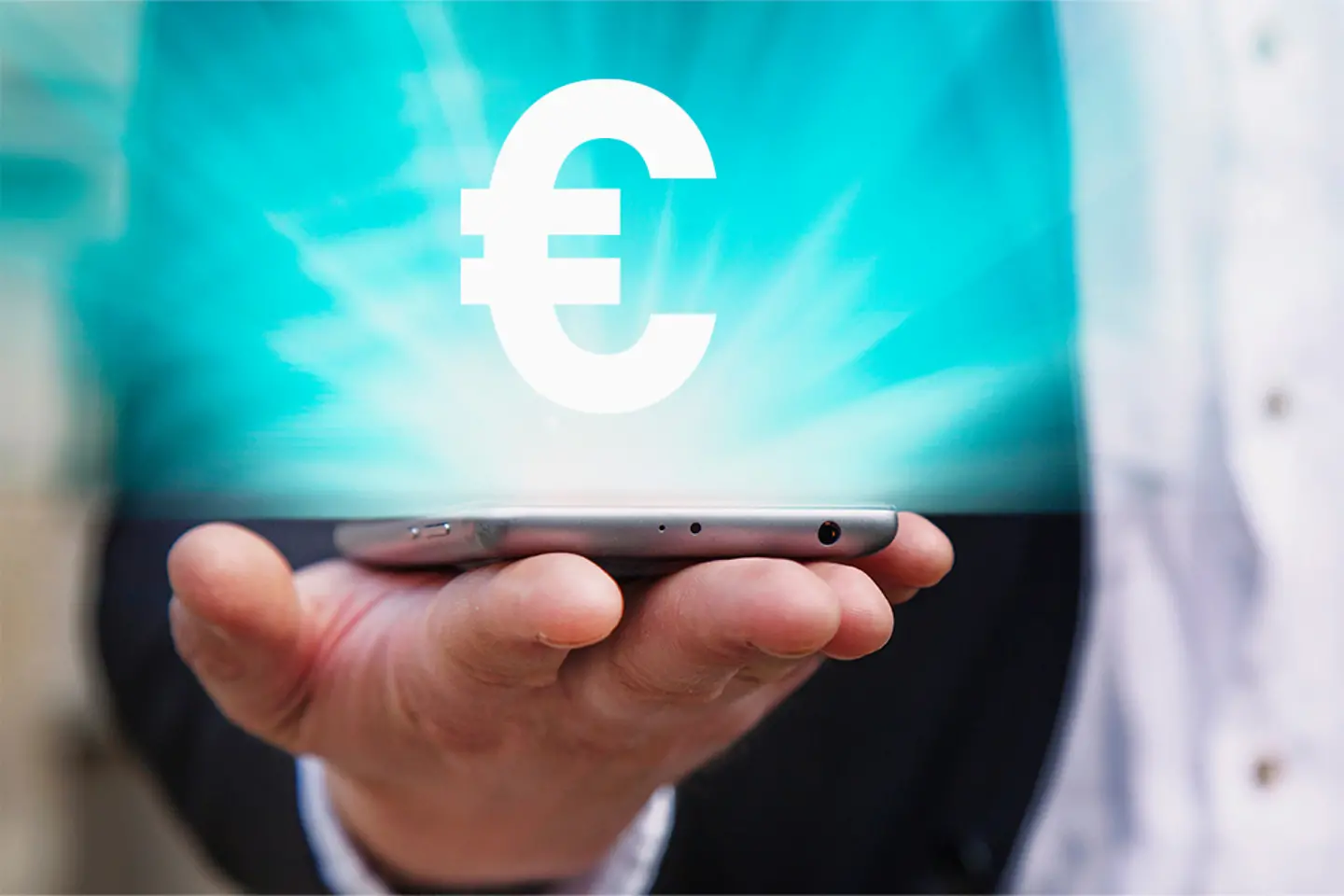 Geld verdienen und überweisen per Mobile Banking auf dem Handy